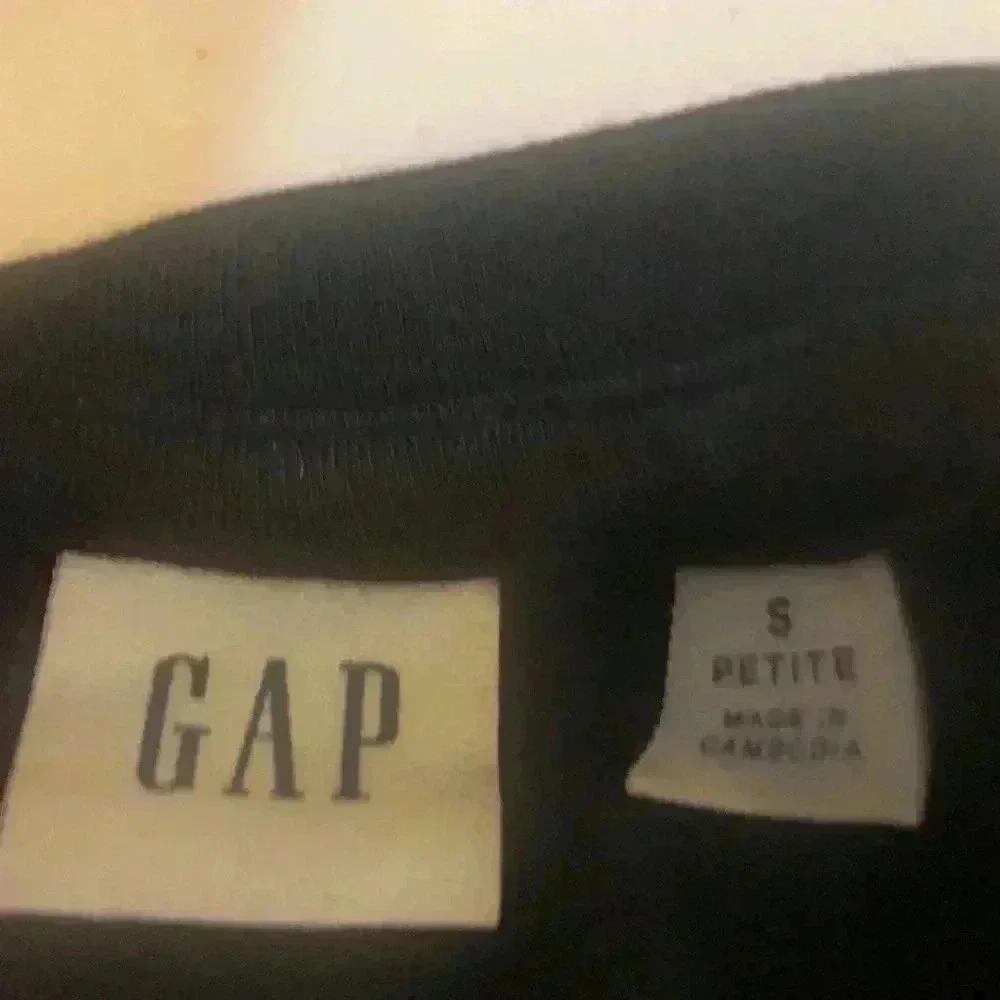 Gap Twist Front Crewneck Short Sleeved Midi Dress-Size SP